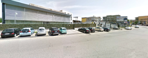 Naples rent furnished office parking - Image 35