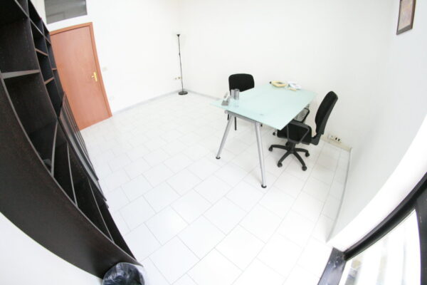 Commercial properties office to rent Naples