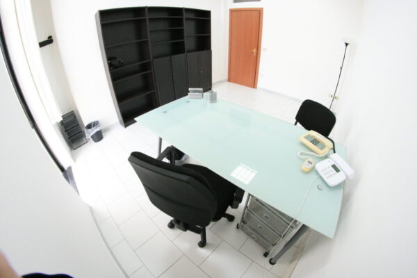 Commercial properties office to rent Naples